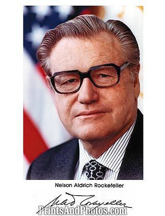 NELSON ROCKEFELLER Signature 0840