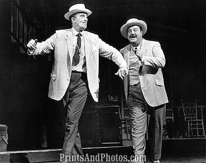 JACKIE GLEASON W PIDGEON 0947