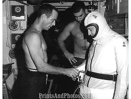 President KENNEDY & NASA Scott Carpenter 0837