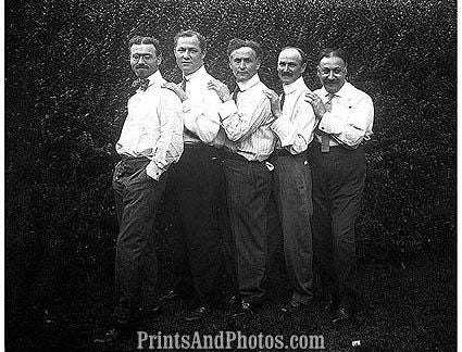 Magician HARRY HOUDINI & Brothers  1097