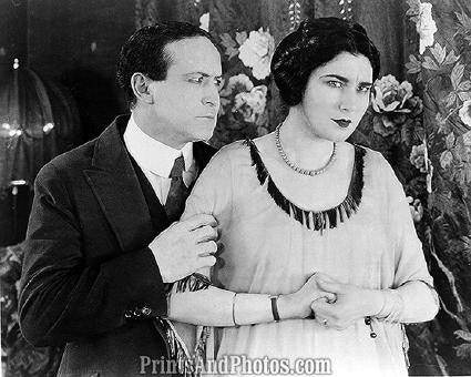 HARRY HOUDINI The Man Beyond 1099