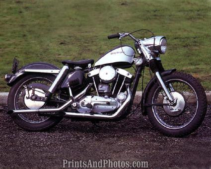 Keenly Streamlined Motorcycle 123mph 3494