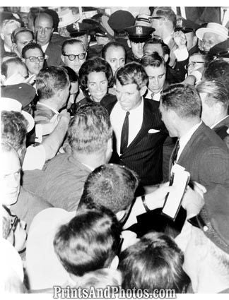 ROBERT & ETHEL KENNEDY 68 Campaign 1243