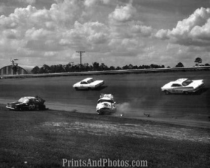 DAYTONA WES MORGAN Crashes  1644 DAYTONA WES MORGAN Crashes  1644