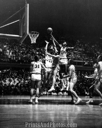 Lakers WILT CHAMBERLAIN Kansas  1656 Lakers WILT CHAMBERLAIN Kansas  1656