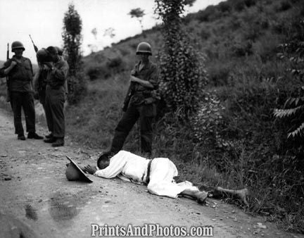 KOREAN WAR North Korean Soldier Killed 1784