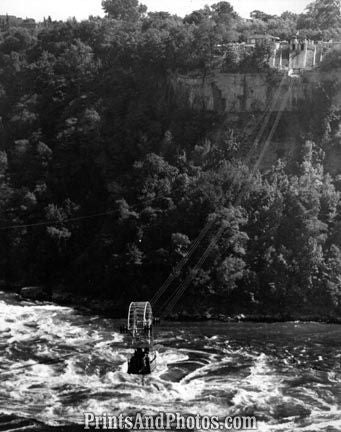 Niagara Falls Aero Car 1950s 1788