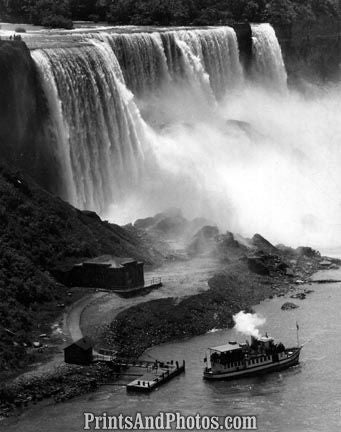 Niagara Falls Rainbow Bridge View  1792