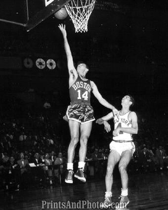 55 NBA Celtics Knicks Cousey  19890 55 NBA Celtics Knicks Cousey  19890