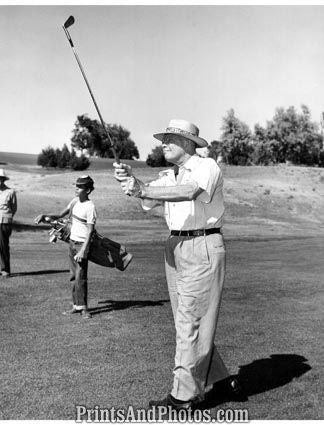 President EISENHOWER Golfing  2206