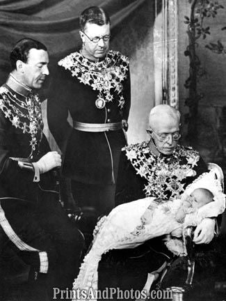 KING GUSTAV V of Sweden 1956  2299