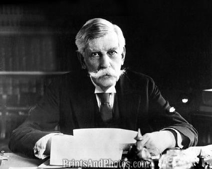 Justice OLIVER WENDELL HOLMES  2318