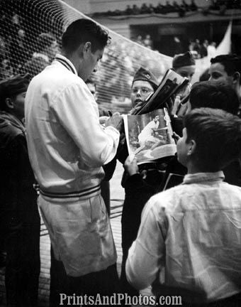 Tennis Star PANCHO GONZALES  2319 Tennis Star PANCHO GONZALES  2319