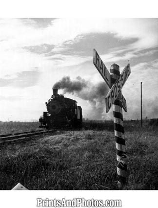 Greenfield Iowa TRAIN Crossing 2402