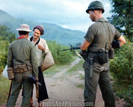 Vietnam Soldiers Viet Refugee  2488 Vietnam Soldiers Viet Refugee  2488