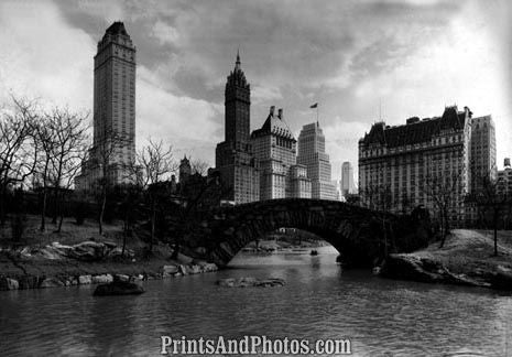 NYC CENTRAL PARK 1950s 2558