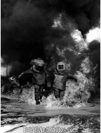 NAVY Firemen Test Hot Suit 2611