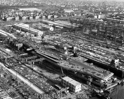 Navy USS FORRESTAL Newport News 2642