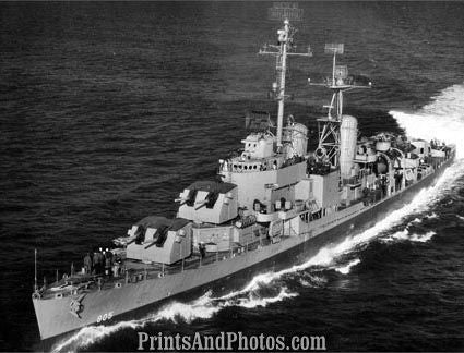 Navy Destoyer USS Chevalier 2678