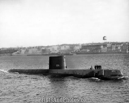 Navy Sub USS Nautilus on Thames 2714