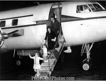 John F Kennedy & Family PLANE  2770