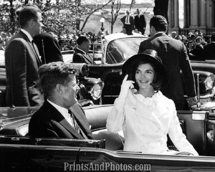 John & Jackie Kennedy Ride in LIMO  2795