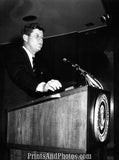 John F Kennedy at Podium  2809