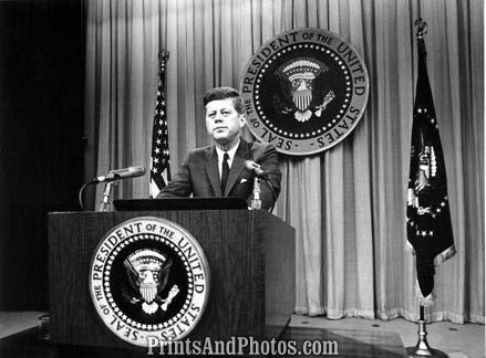 John F Kennedy at Podium 2811