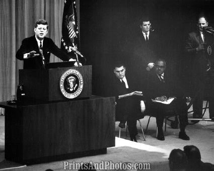 John F Kennedy at Podium 2815