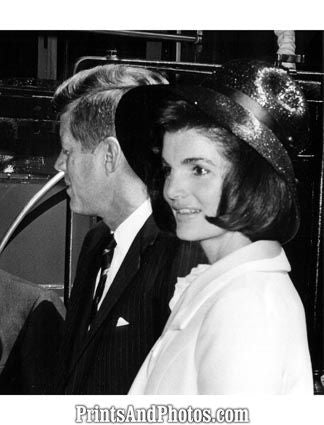 John F Kennedy & Jackie  2842