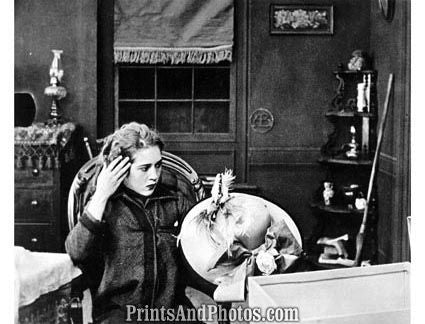 MARY PICKFORD in NY Hat 2974