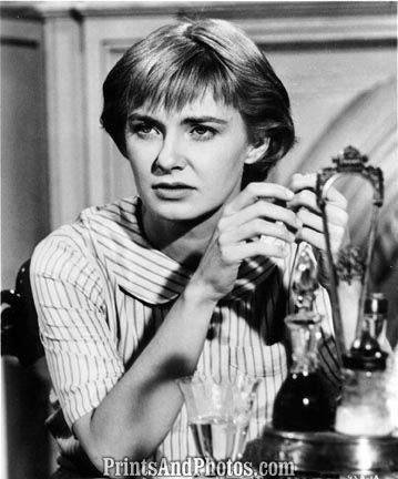 Actress JOANNE WOODWARD  2976