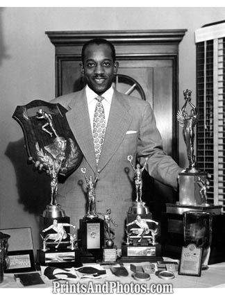 HARRISON DILLARD Olympic Champ  2994 HARRISON DILLARD Olympic Champ  2994