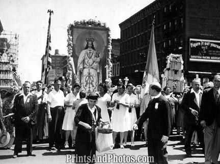 NYC Italian Parade Our Lady Mt Carmel 3030