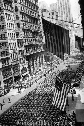 NYC War Parade 2nd Div ARMY 1942 3032