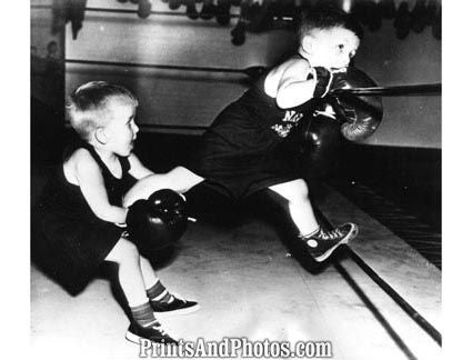 Boxing BABES  40s 3158 Boxing BABES  40s 3158