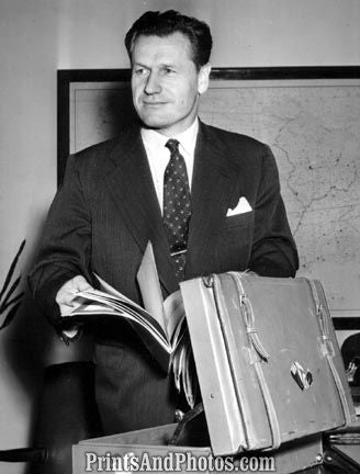 Nelson Rockefeller 1954  3380