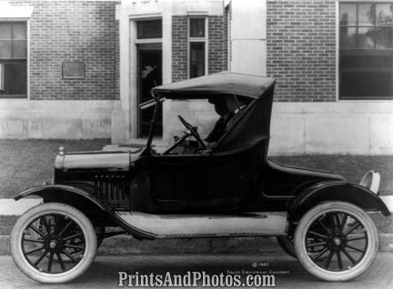 FORD Roadster Side View 3678