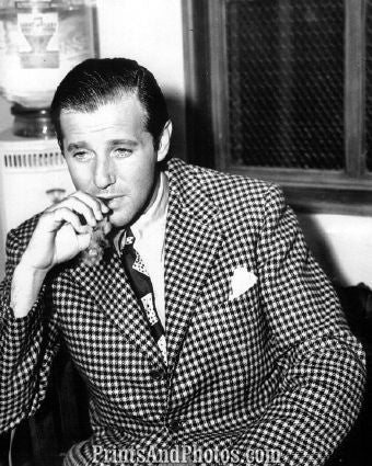 Mobster Bugsy Siegel  3707