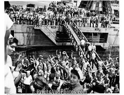 Navy WWII Celebrate VJ Day 4039