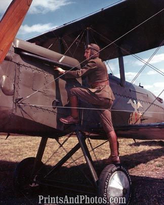 US Marines WW1 Aviator w/ Plane  4153 US Marines WW1 Aviator w/ Plane  4153