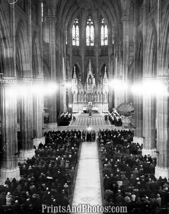 NEW YORK St Patricks Cathedral  4186