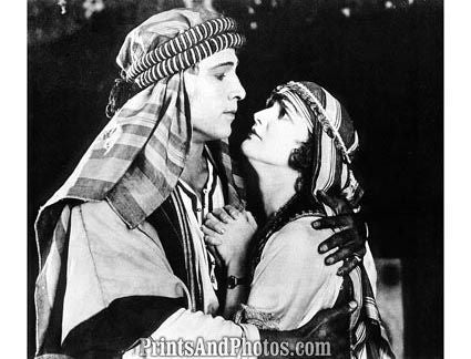 The Sheik w/ Valentino &  Ayres  4332 The Sheik w/ Valentino &  Ayres  4332