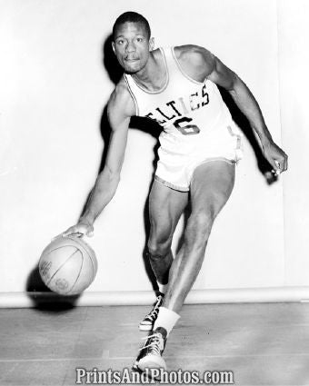 Celtics Bill Russell Dribbling  4773 Celtics Bill Russell Dribbling  4773
