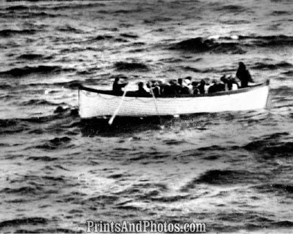 TITANIC Leaving on Last Voyage 1310