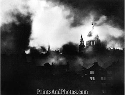 WWII London AIR RAID  4955