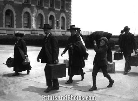 Ellis Island Immigrants 5033