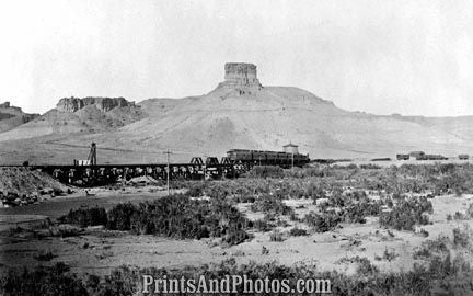 Railroad Bridge Near Citadel Rock  5132