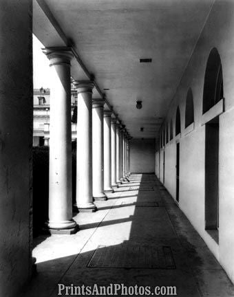 Early White House Portico 5185