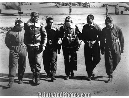 Tuskegee Airplan Pilots WWII  5260